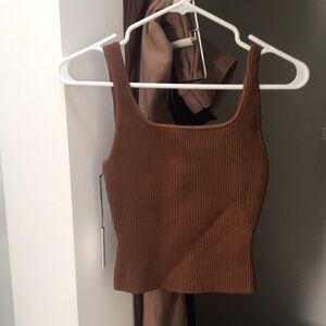 Aritzia Babaton Brown Sculpted Tank